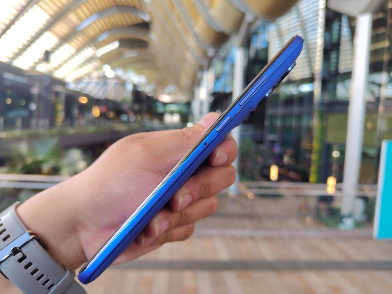 Review Motorola Edge 60 Pro, Nyaris 100 Persen Kasih Experience Baru Pengguna