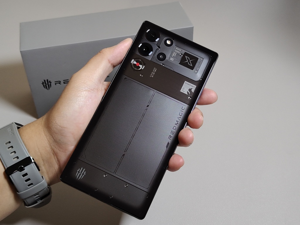 Review Nubia RedMagic 10 Pro, HP Gaming yang Beneran Gaming!