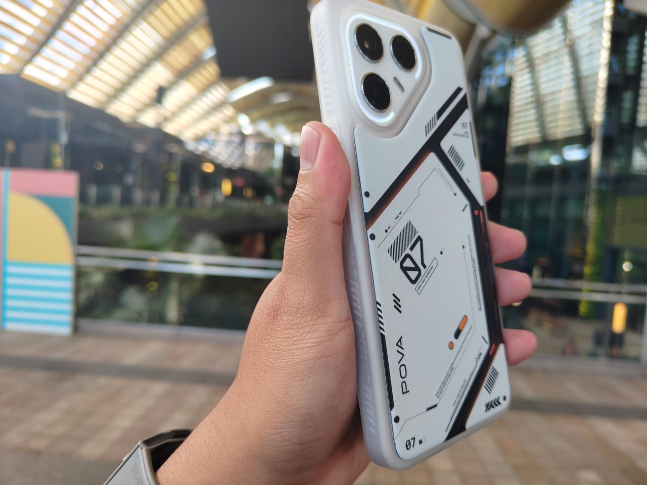 Review Tecno Pova 7 Ultra 5G, Gak Lagi Cuma Jadi HP Gaming