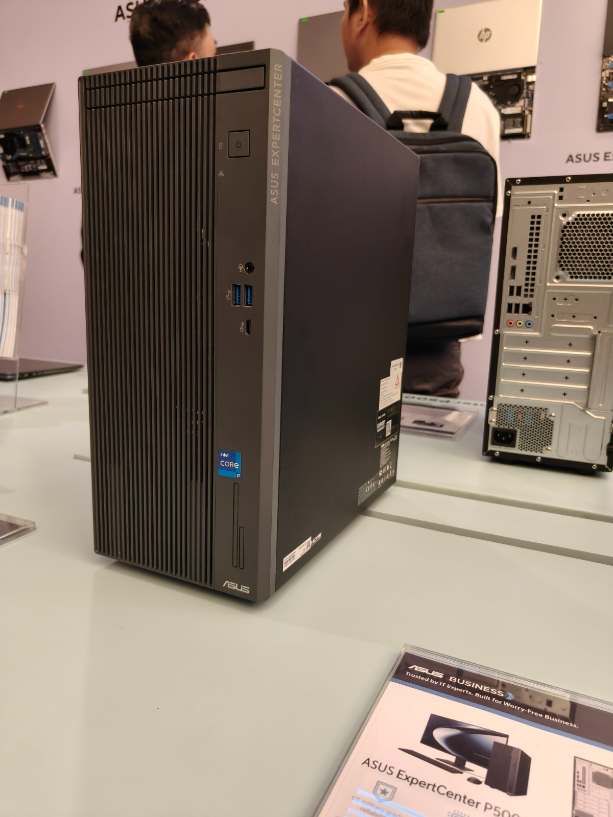 Asus Expert Series di Indonesia, Komputasi Bisnis Tangguh dengan Dukungan AI