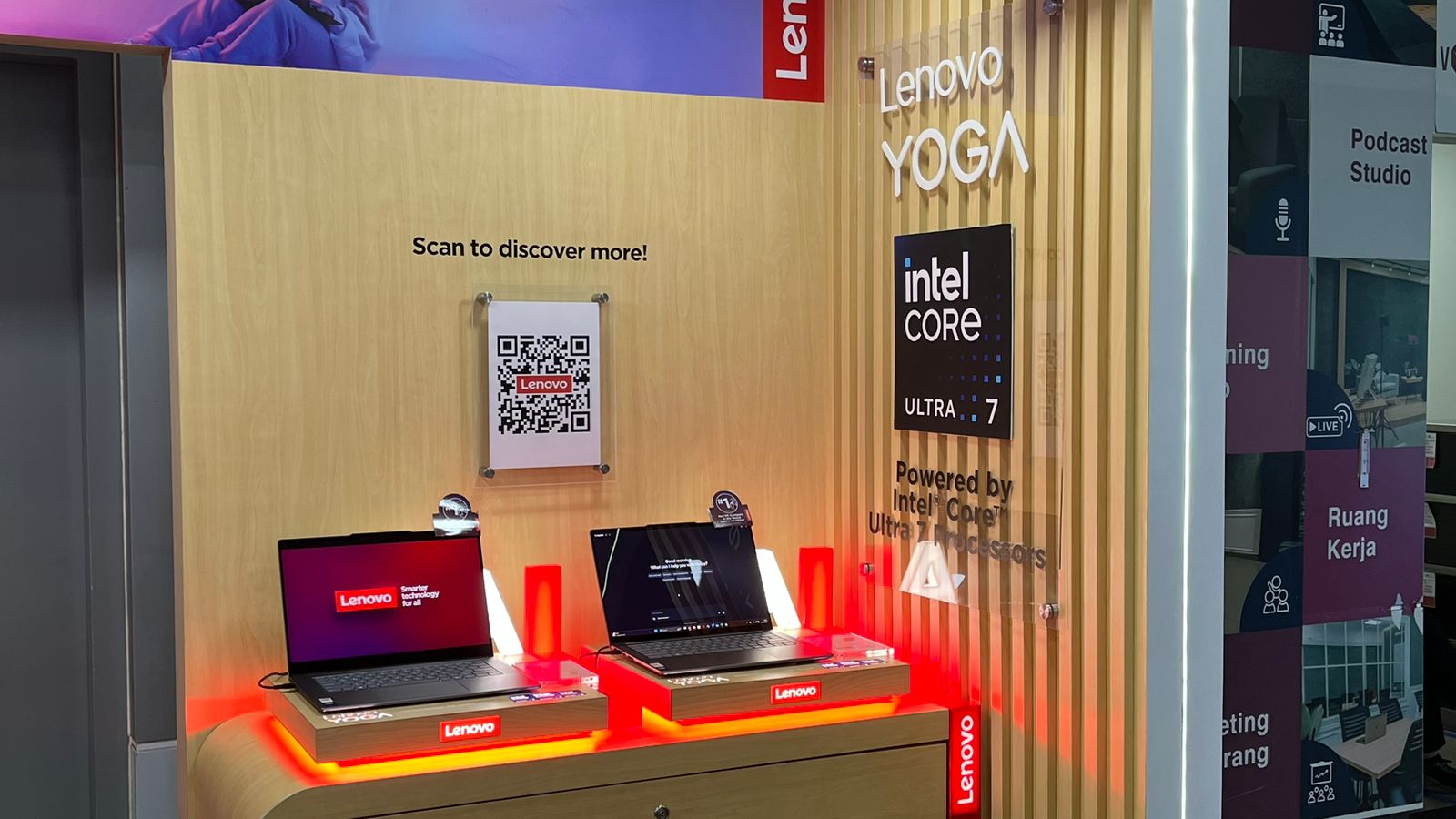 Lenovo Hadirkan Pameran Interaktif di Stasiun MRT Bundaran HI