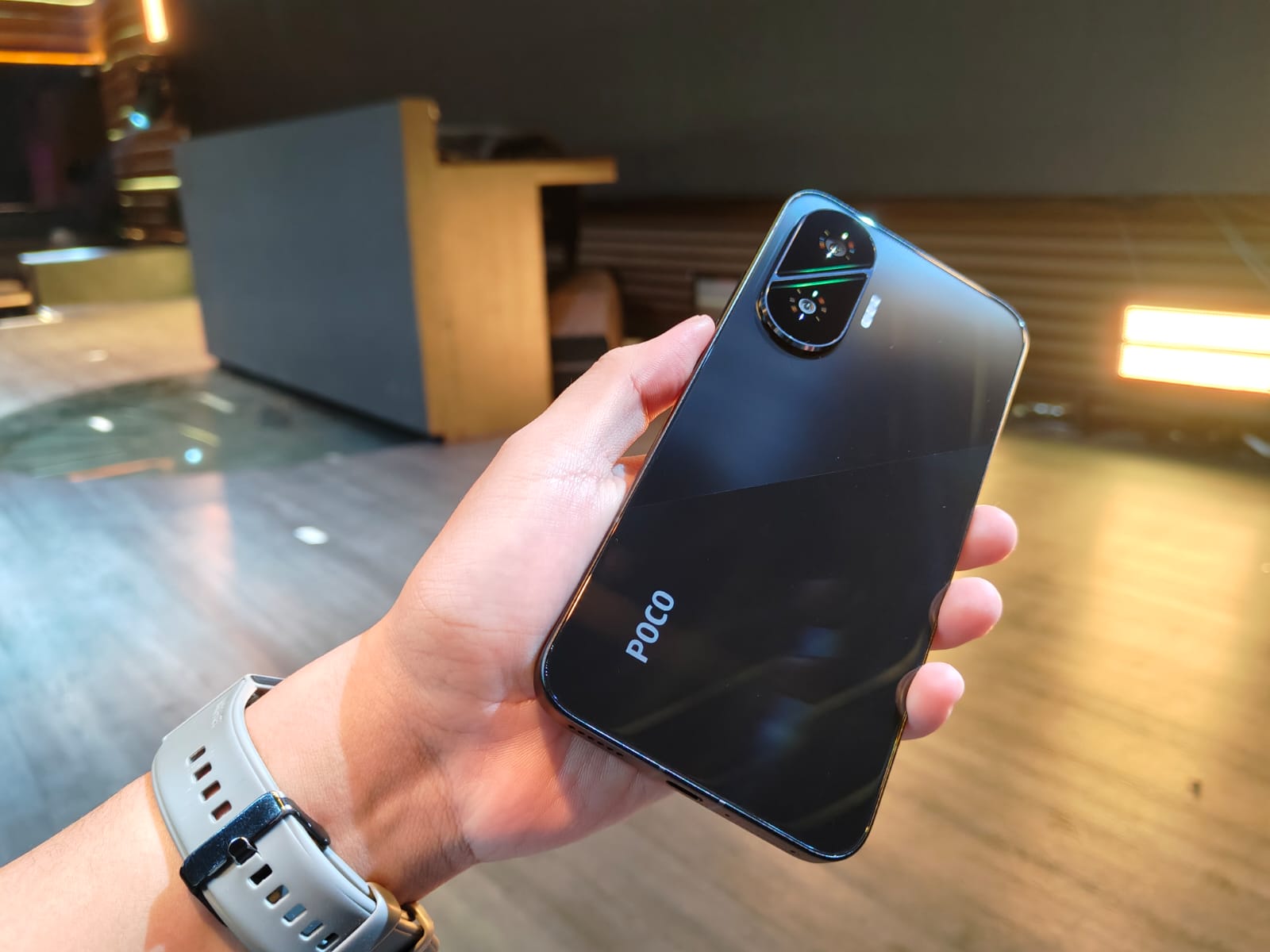 Review Poco F7, Penantang Snapdragon 8s Gen 4 di Indonesia