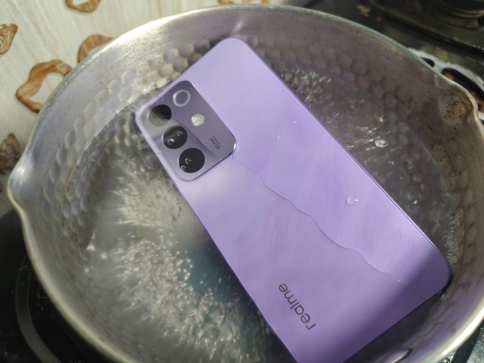 Review realme C85 Pro, Baterai Gajah-Daya Tahan Badak Harga Rp2-3 Jutaan