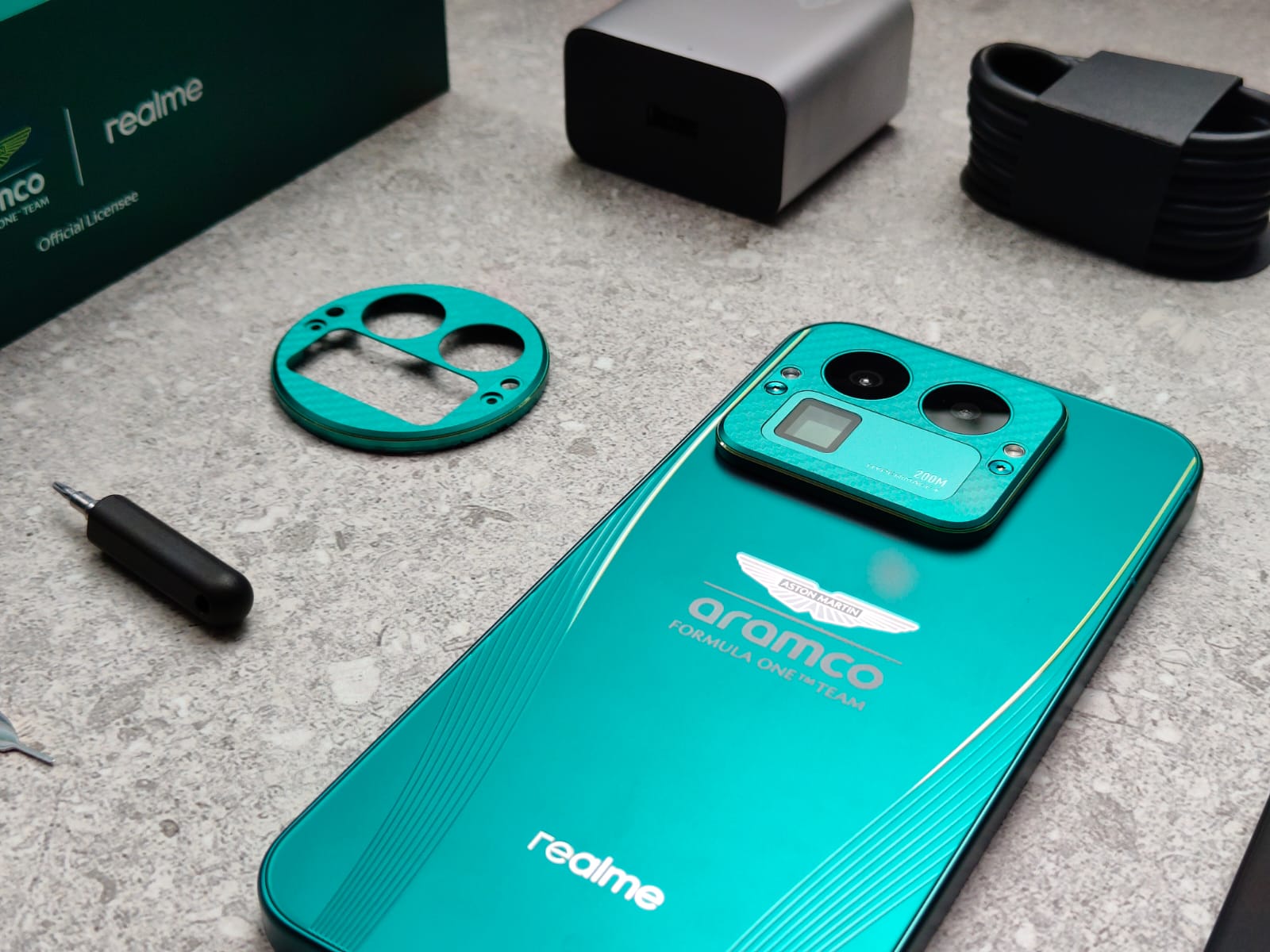 Membongkar Modul Kamera realme GT 8 Pro Dream Edition Aston Martin