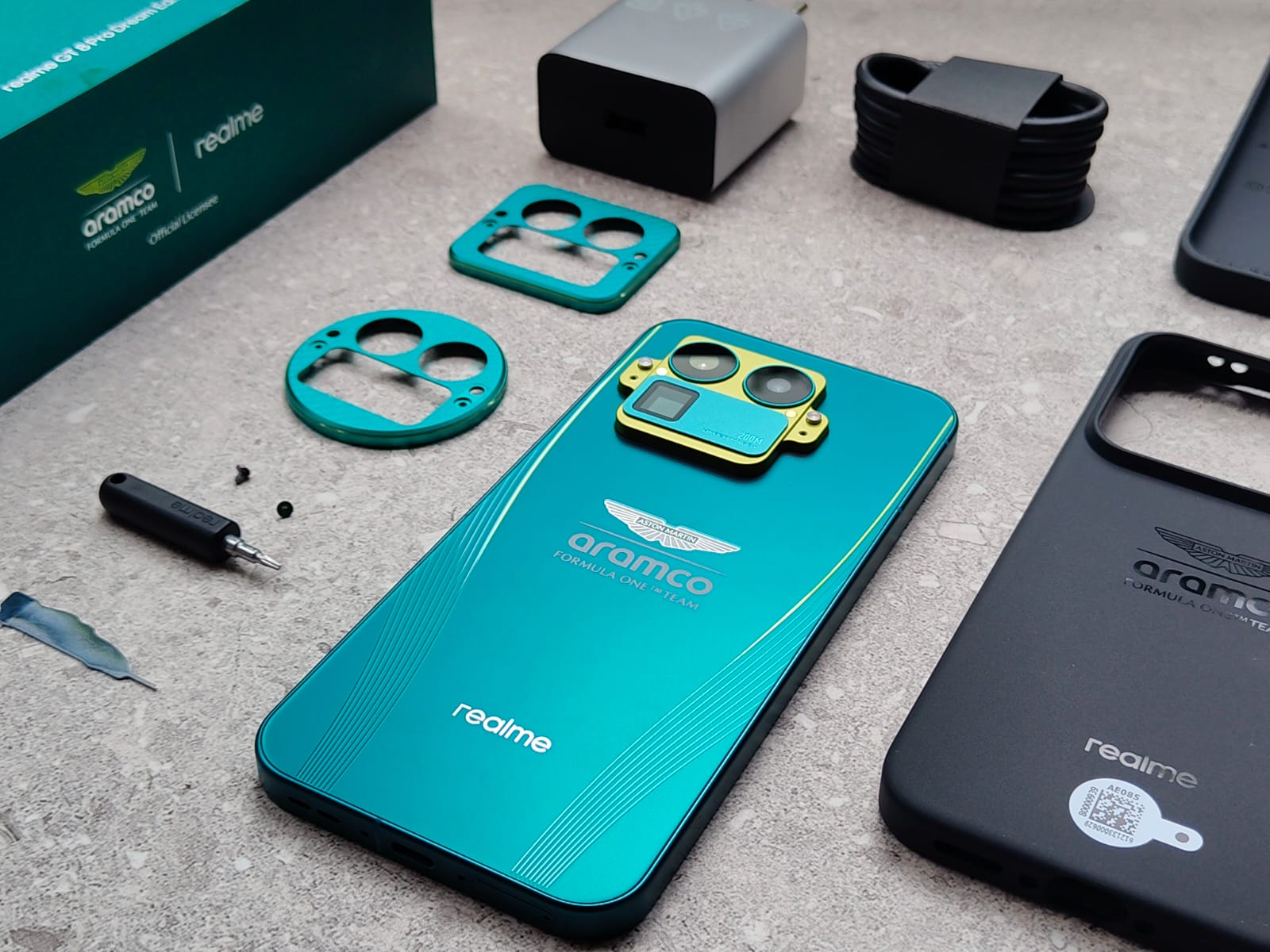 Membongkar Modul Kamera realme GT 8 Pro Dream Edition Aston Martin