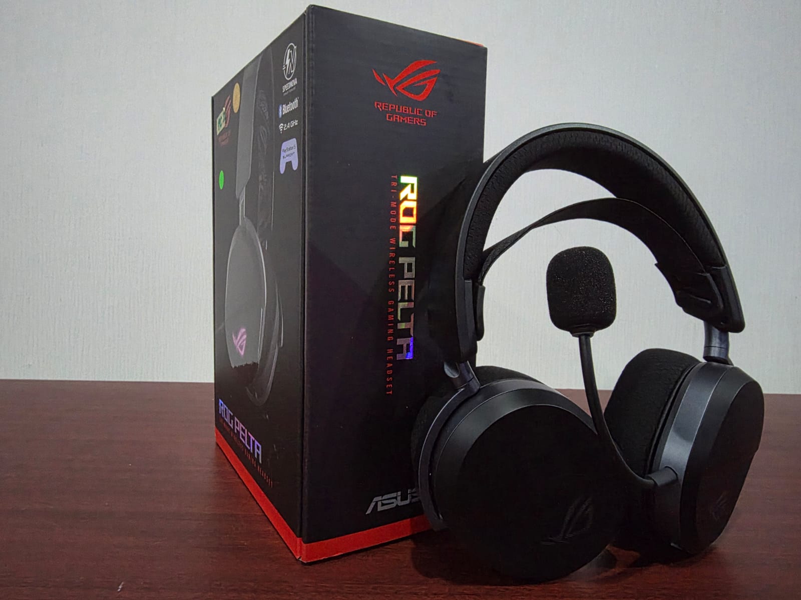 Asus ROG Pelta, Headset Gaming Baterainya Awet Banget