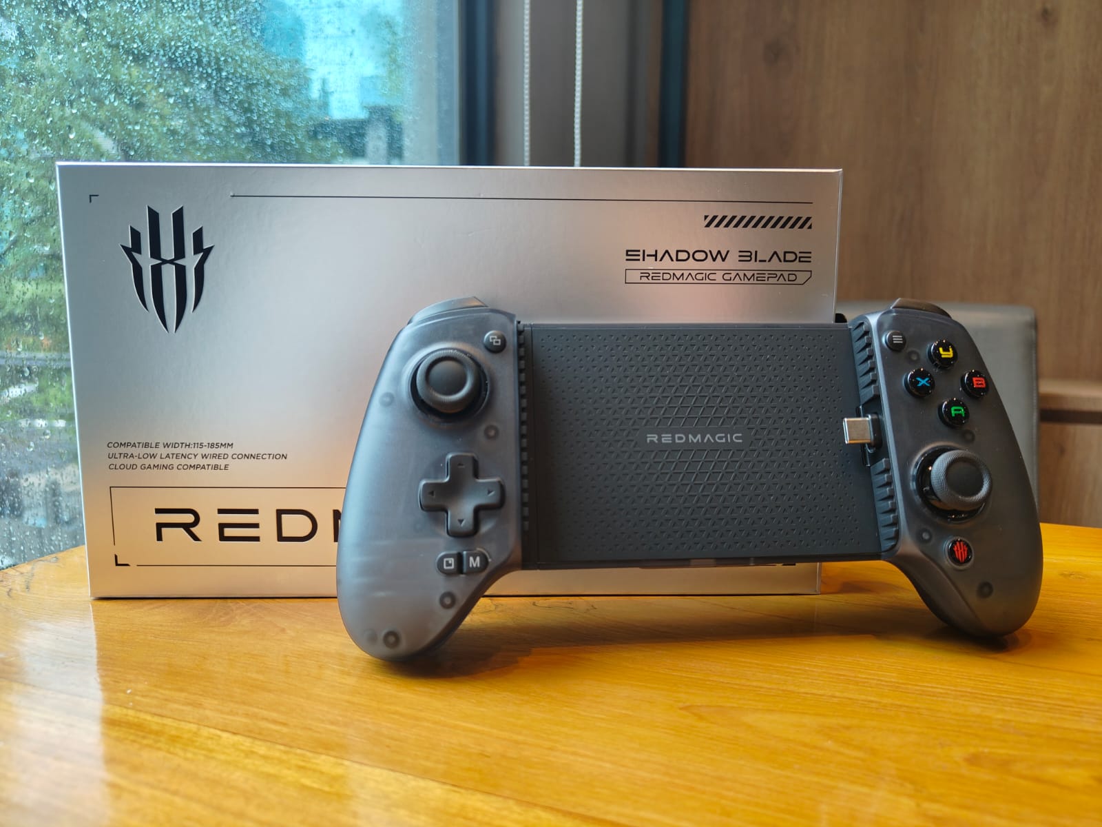 Eksklusif, Unboxing Paket nubia REDMAGIC 11 Pro, Bonus Gamepad!