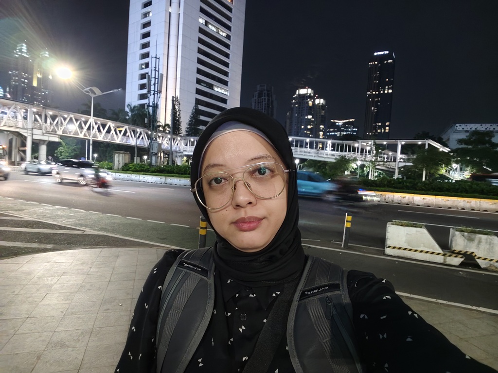 Vivo V50, Kamera Menawan di Kelas Menengah