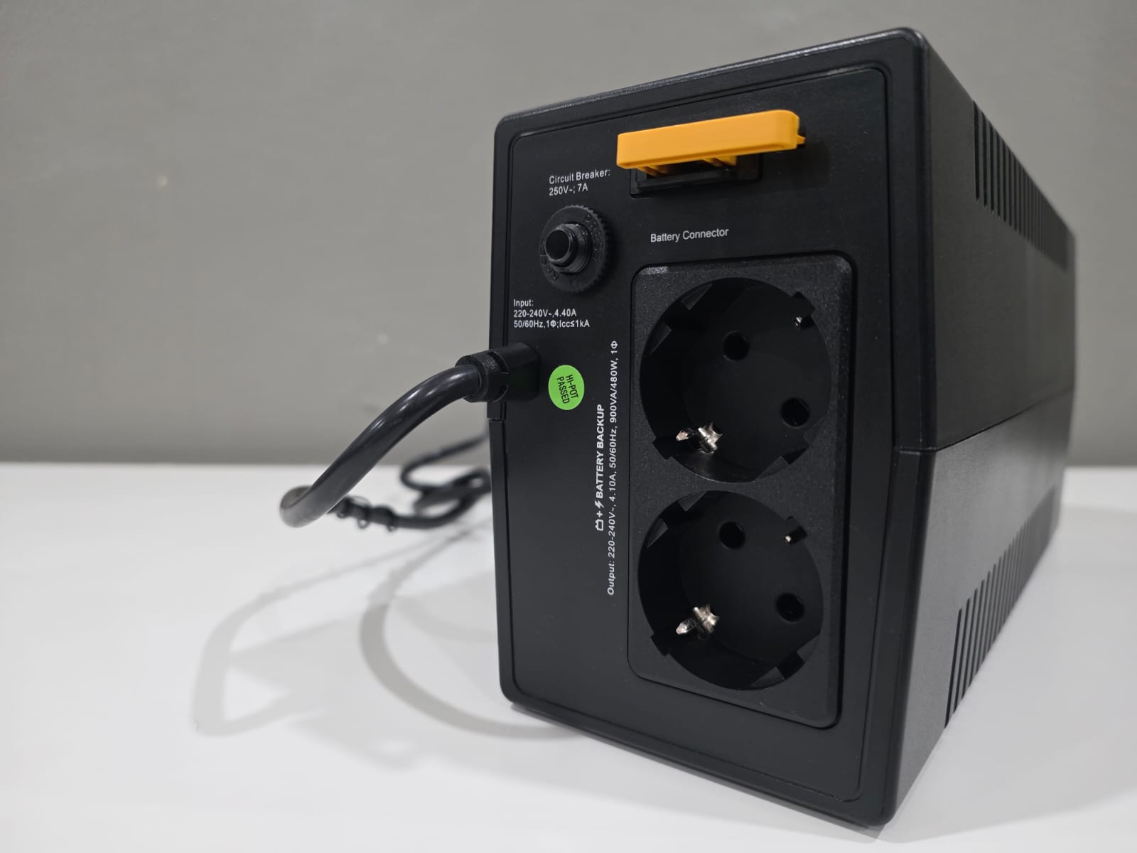 APC Easy UPS, Duet Operasional dan Pelindung Aset UMKM