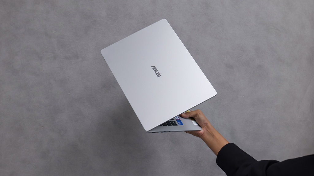 Foto Vivobook S14 (S5452MA) _4.jpg