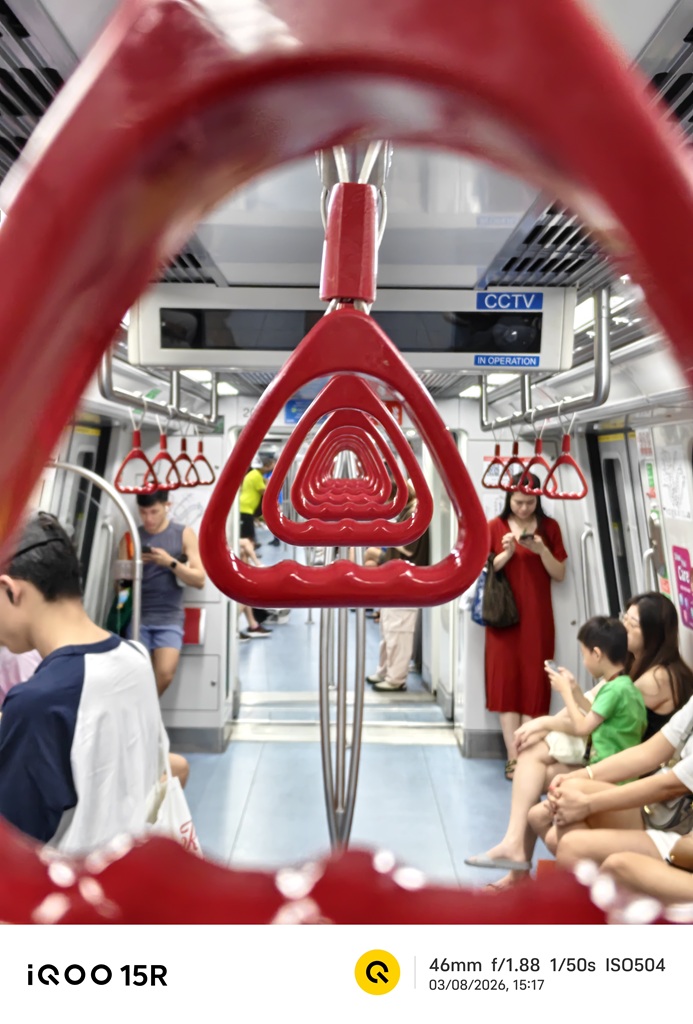 Review iQoo 15R, Baterai Besar dan Spek Gaming Tinggi di Rp7 Jutaan