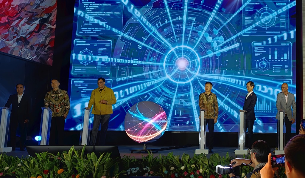 Indosat dan Huawei Perkuat Konektivitas Berbasis AI