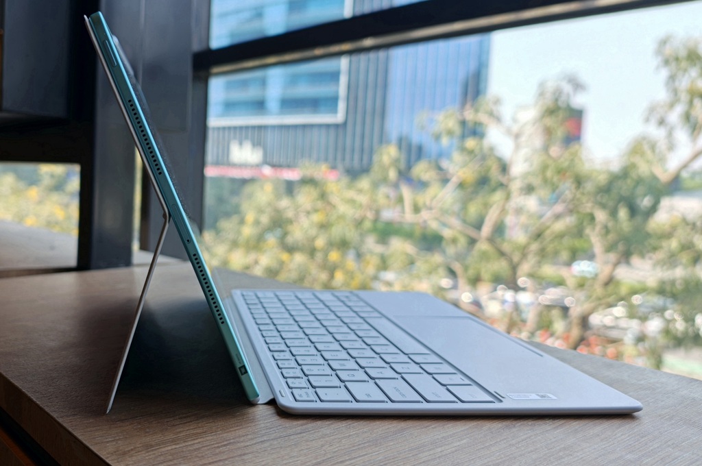 Lenovo Idea Tab Pro Gen 2, Tablet Serbaguna