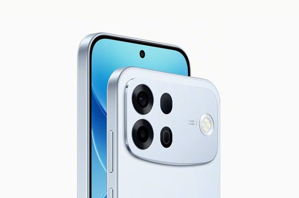 Oppo A7 Muncul di TENAA, Bawa Baterai 8.000 mAh dan Layar AMOLED