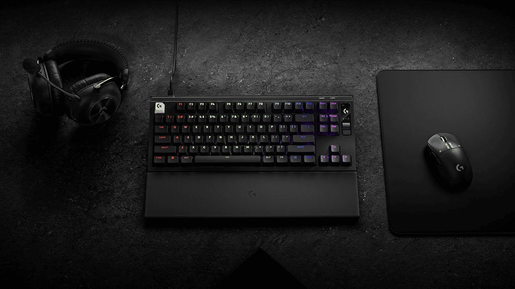 PRO Series Black (1)