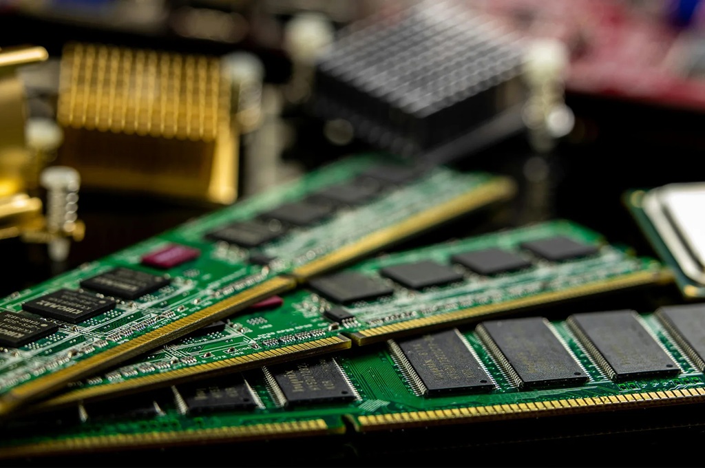 RAM-memory-chips