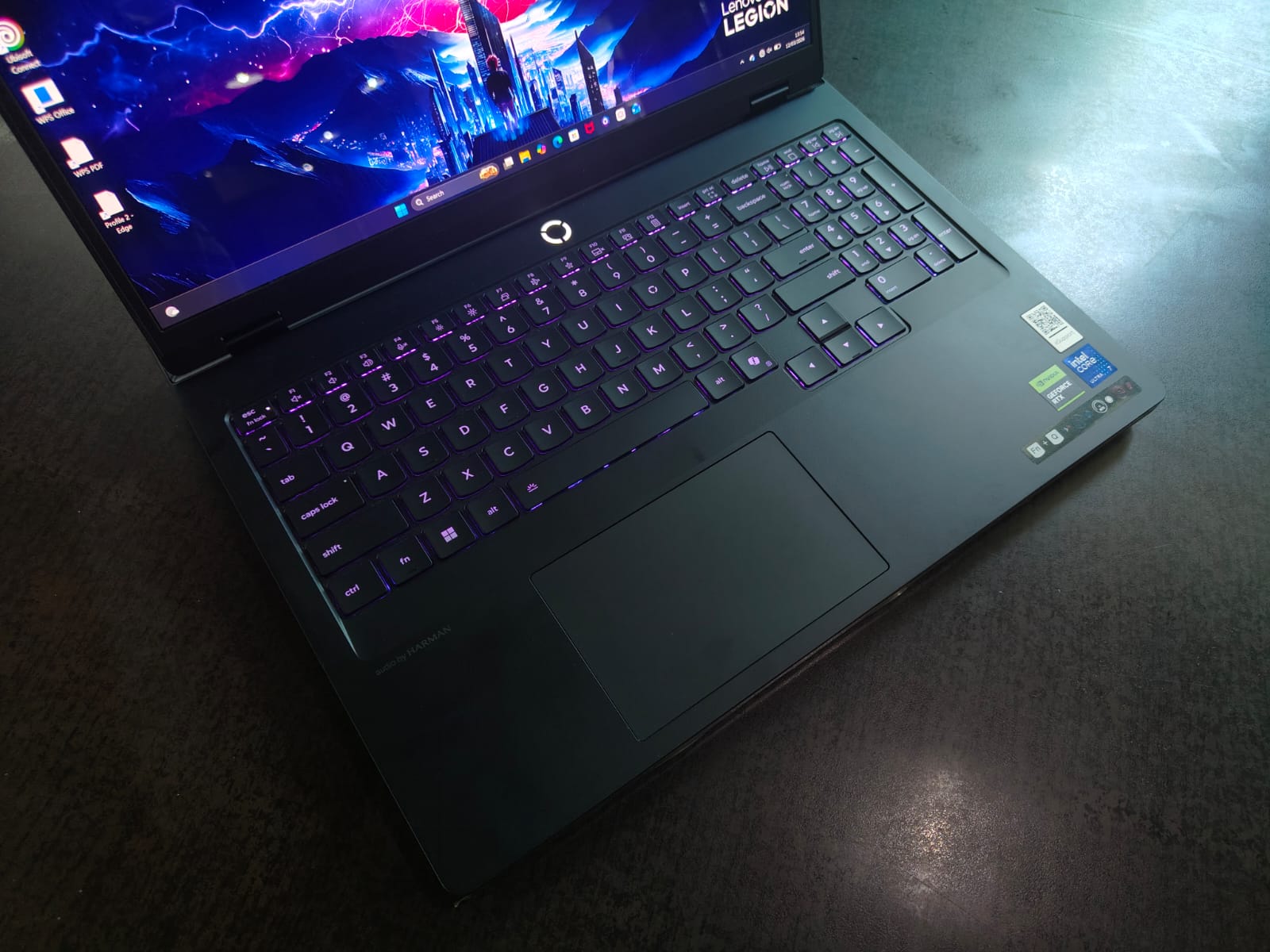 Menjajal Lenovo Legion Pro 5i 16IAX10: Laptop Gaming AI Kencang untuk Gaming dan Kreator