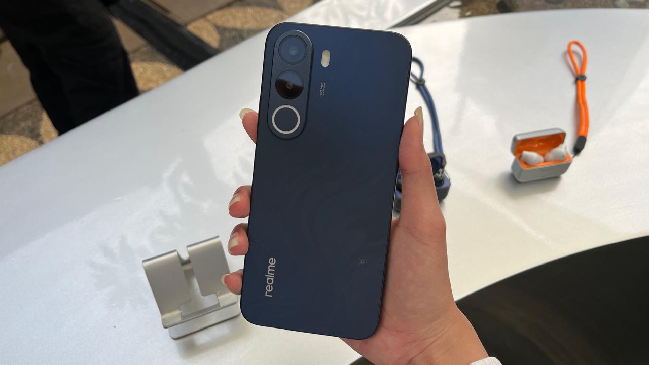 Realme C100 Series Resmi Hadir di Indonesia, Andalkan Baterai Jumbo 8000 mAh
