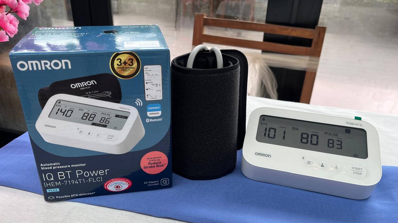 Omron Luncurkan Tensimeter Seri EZ & IQ, Bisa Deteksi Indikasi AFib
