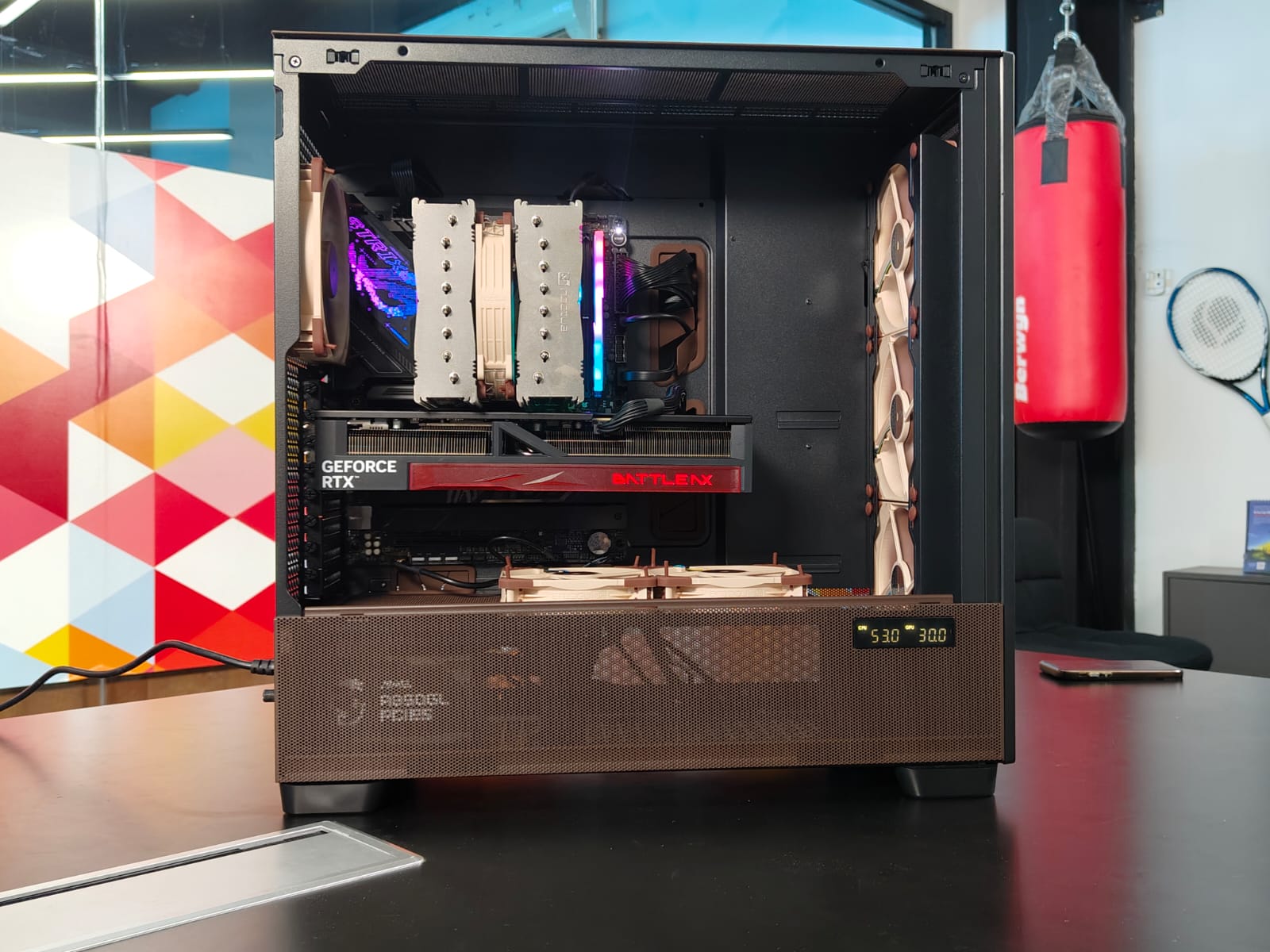 Antec Flux Pro Noctua Edition, Casing PC dan Gaya Furnitur Jadi Satu