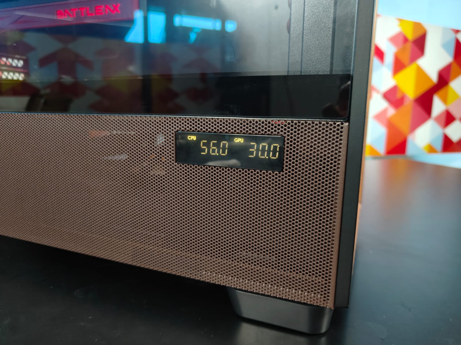 Antec Flux Pro Noctua Edition, Casing PC dan Gaya Furnitur Jadi Satu