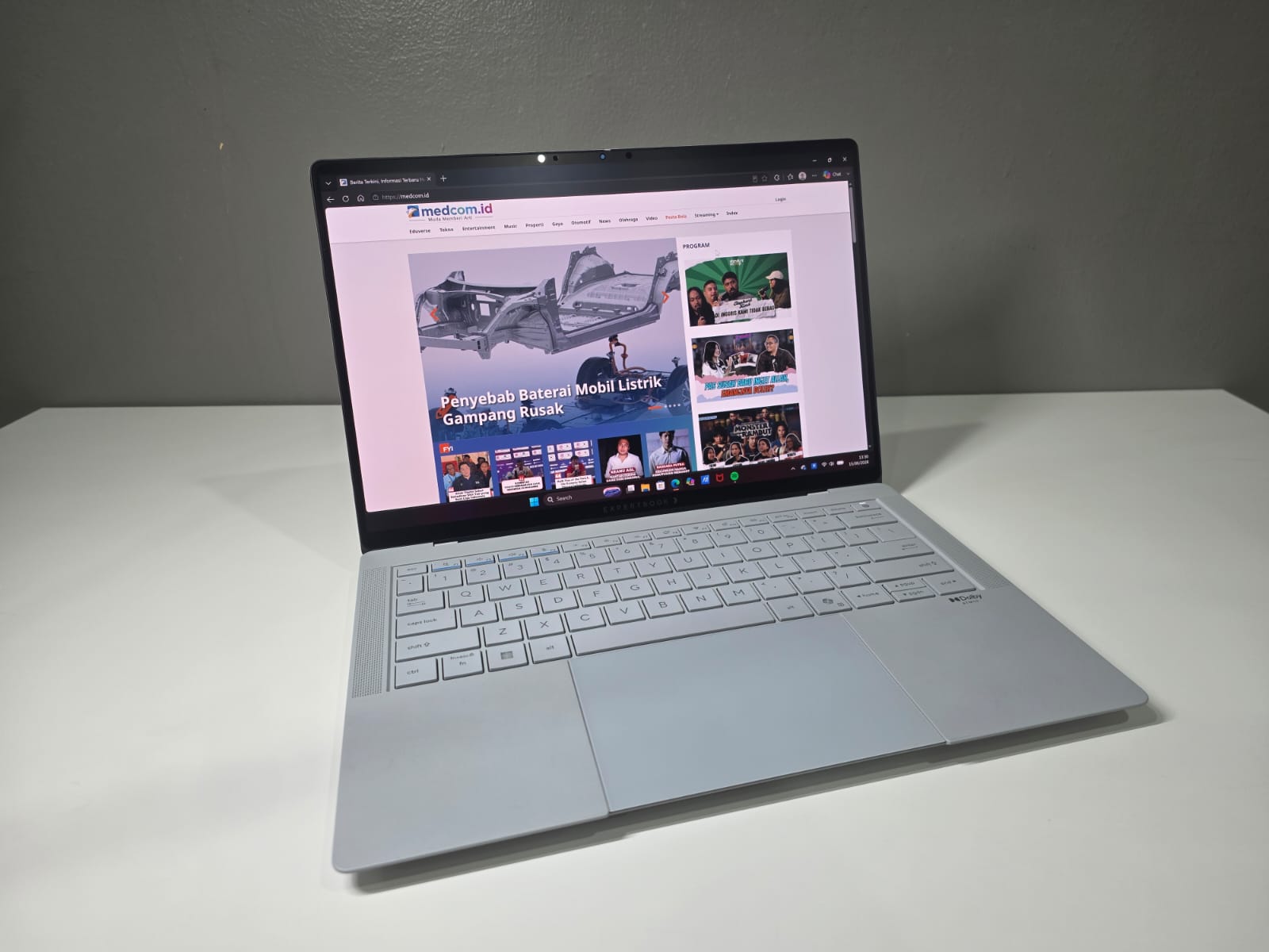 Asus Expertbook Ultra, Profesional Performa Monster