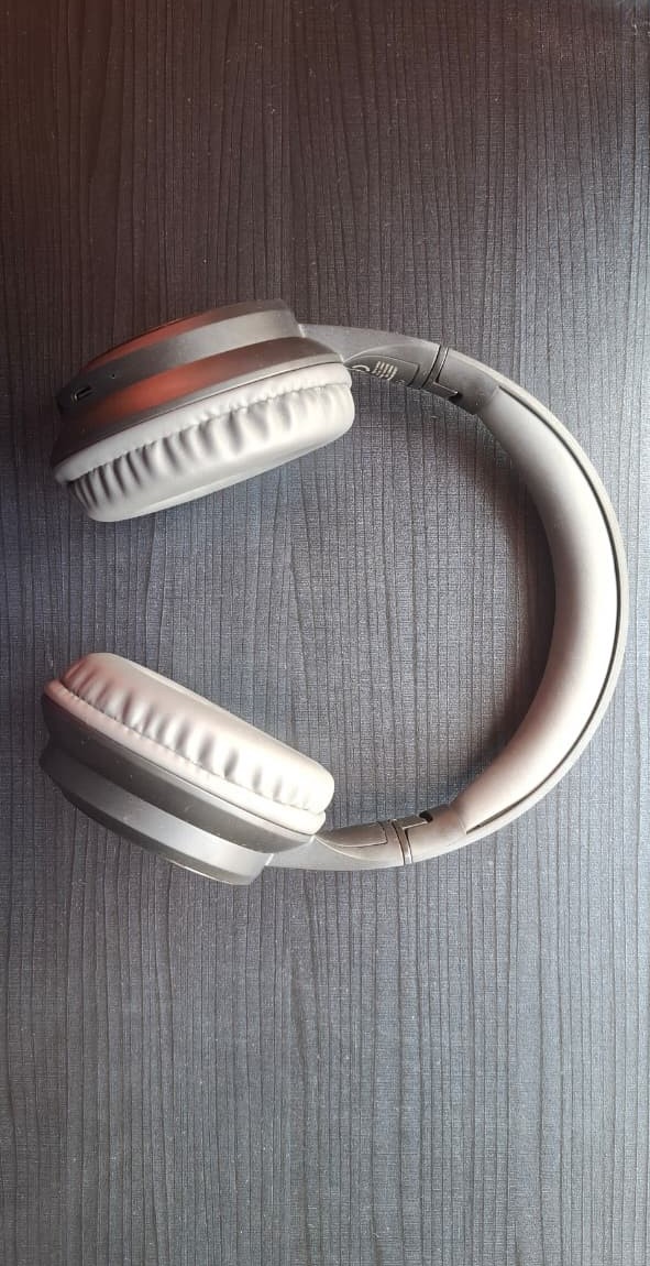 headphone 1