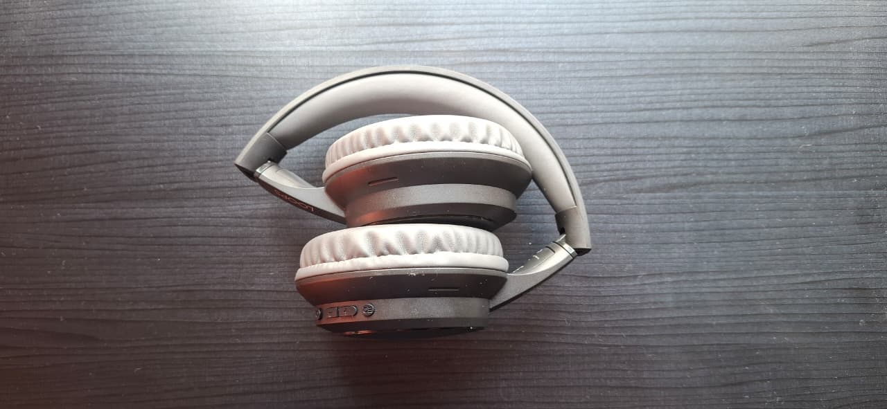 headphone 4