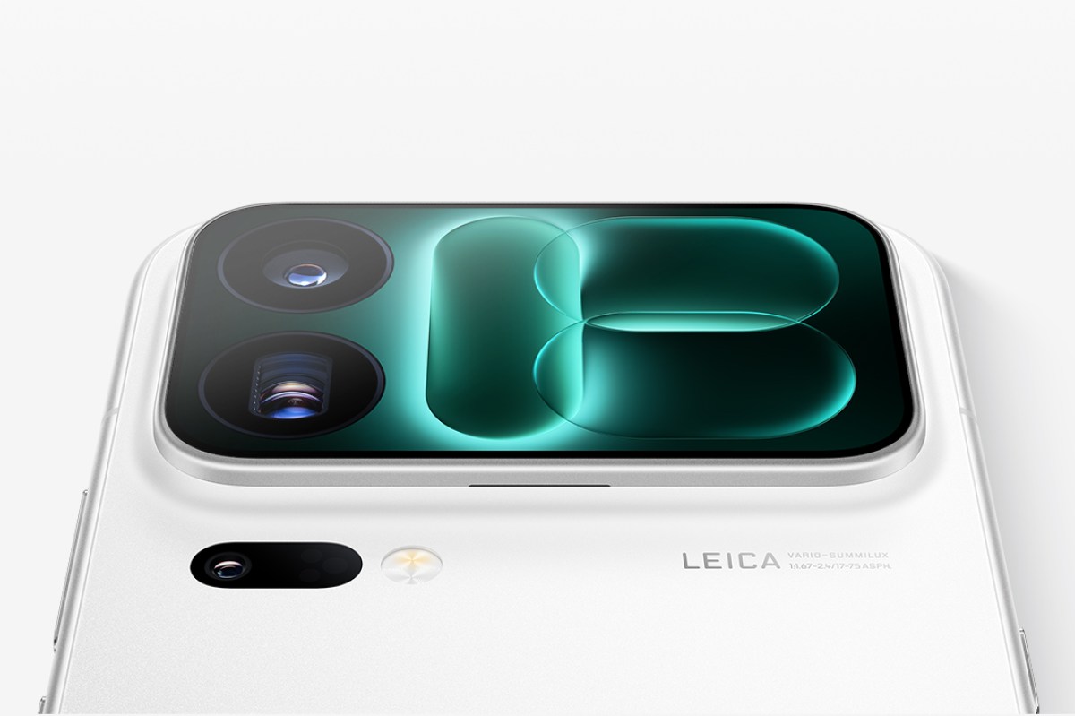 layar belakang xiaomi 18 pro series (1)