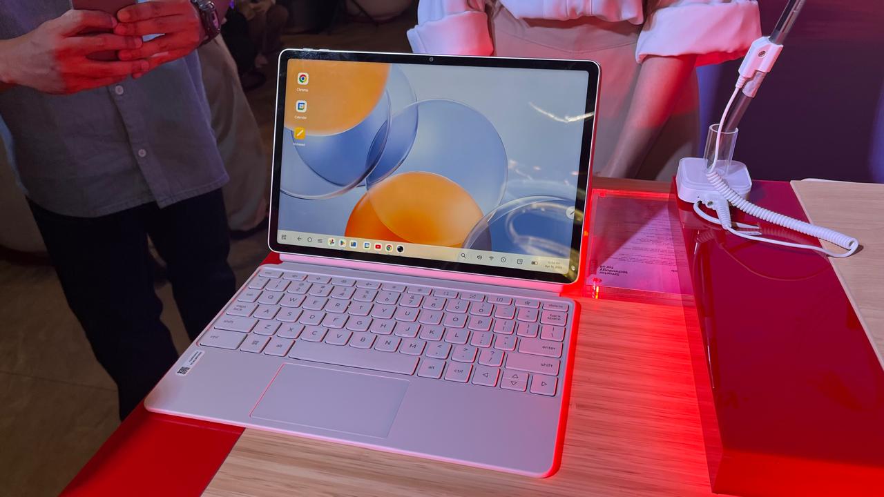 Lenovo Yoga Tab Resmi Meluncur di Indonesia, Hadir dengan AI Canggih