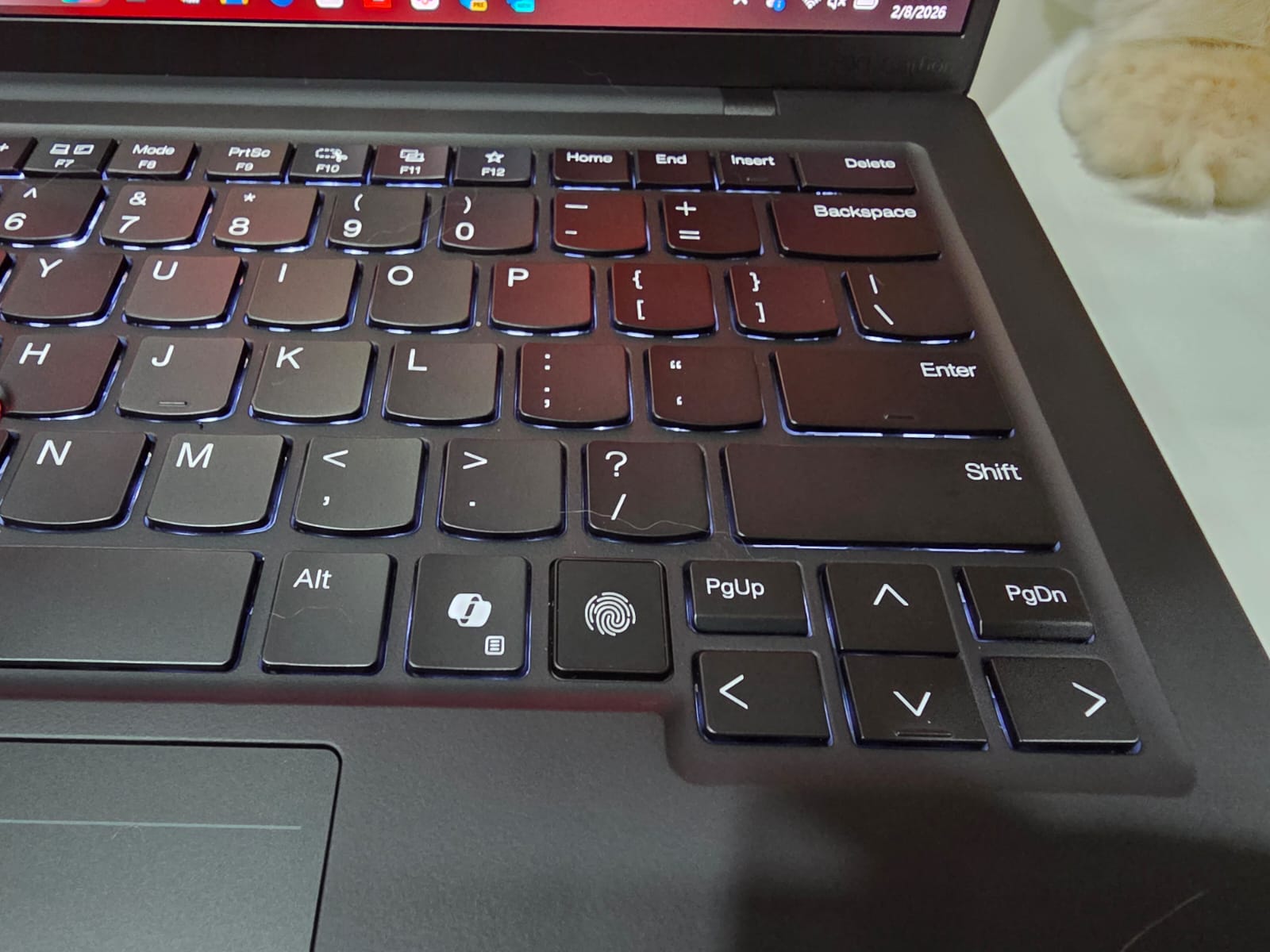 Lenovo ThinkPad X1 Carbon, Raja Ultrabook Bisnis