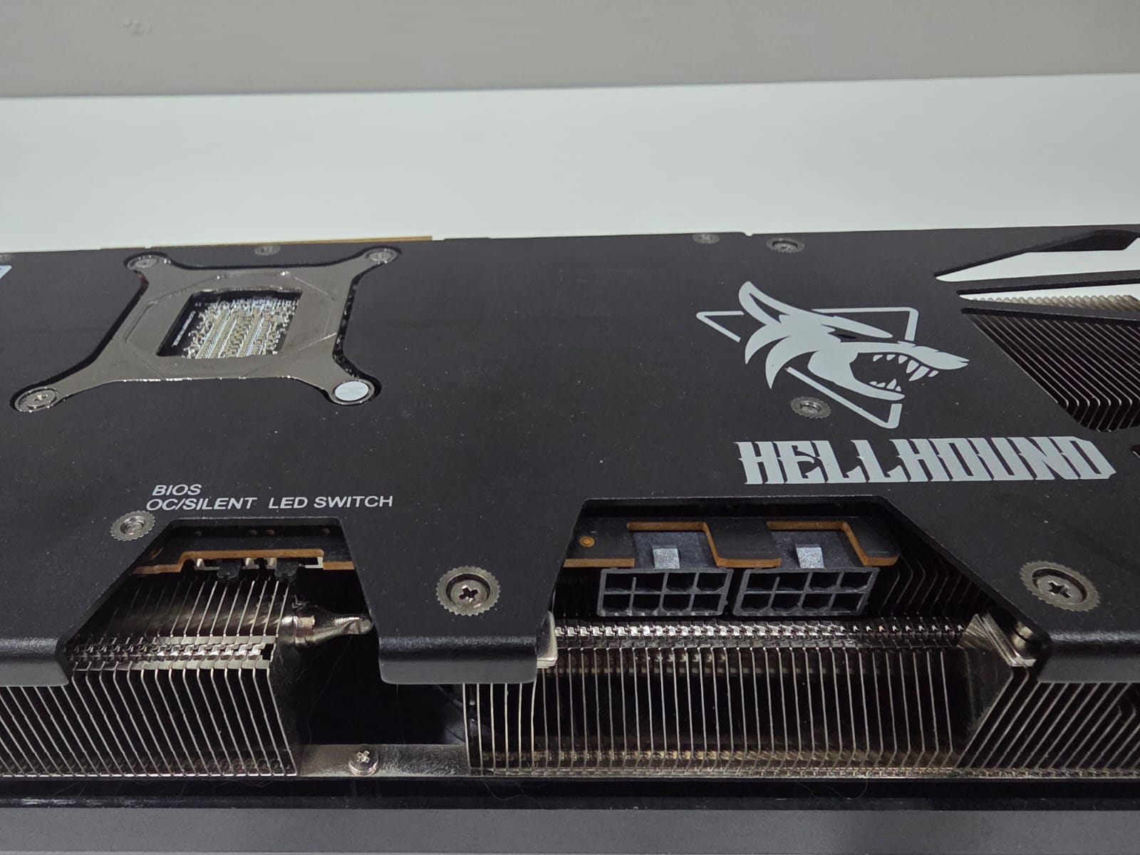 PowerColor Hellhound Radeon RX 9070 XT 16GB, Sang Penjaga Dingin RDNA 4
