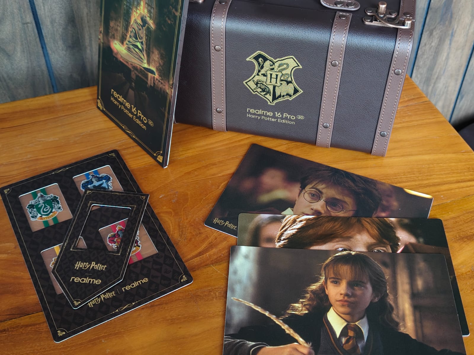 realme 16 Pro 5G_Harry Potter Edition (3)
