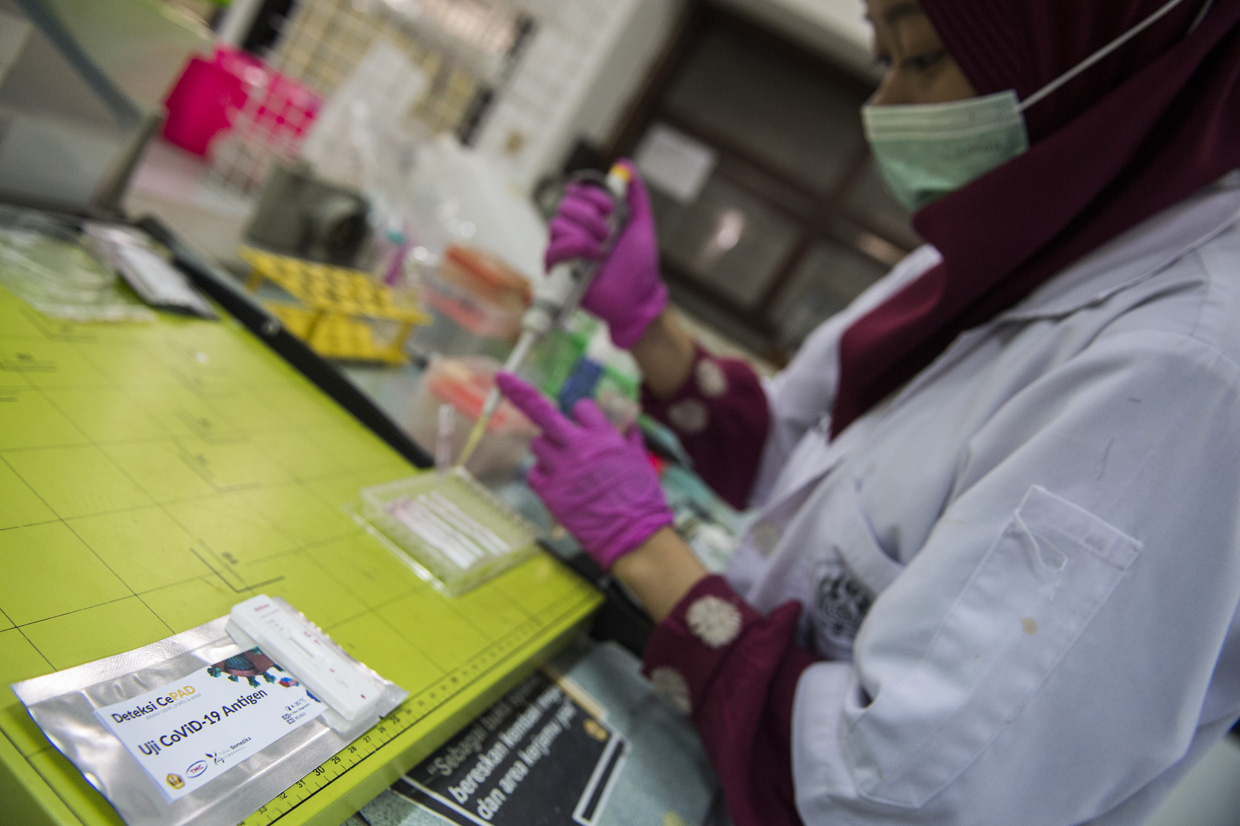 Rapid Test Cepad Antigen Untuk Deteksi Virus Korona Medcom Id