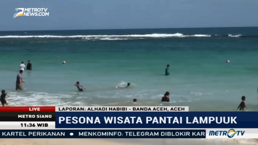 Menikmati Panorama Pantai Lampuuk